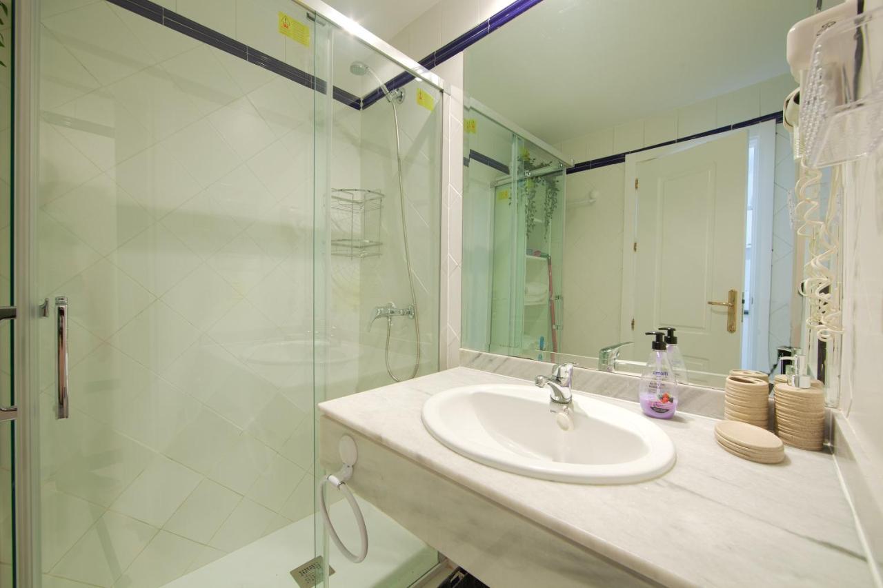 Varios Apartamentos Romana Playa Elviria Марбелья Екстер'єр фото