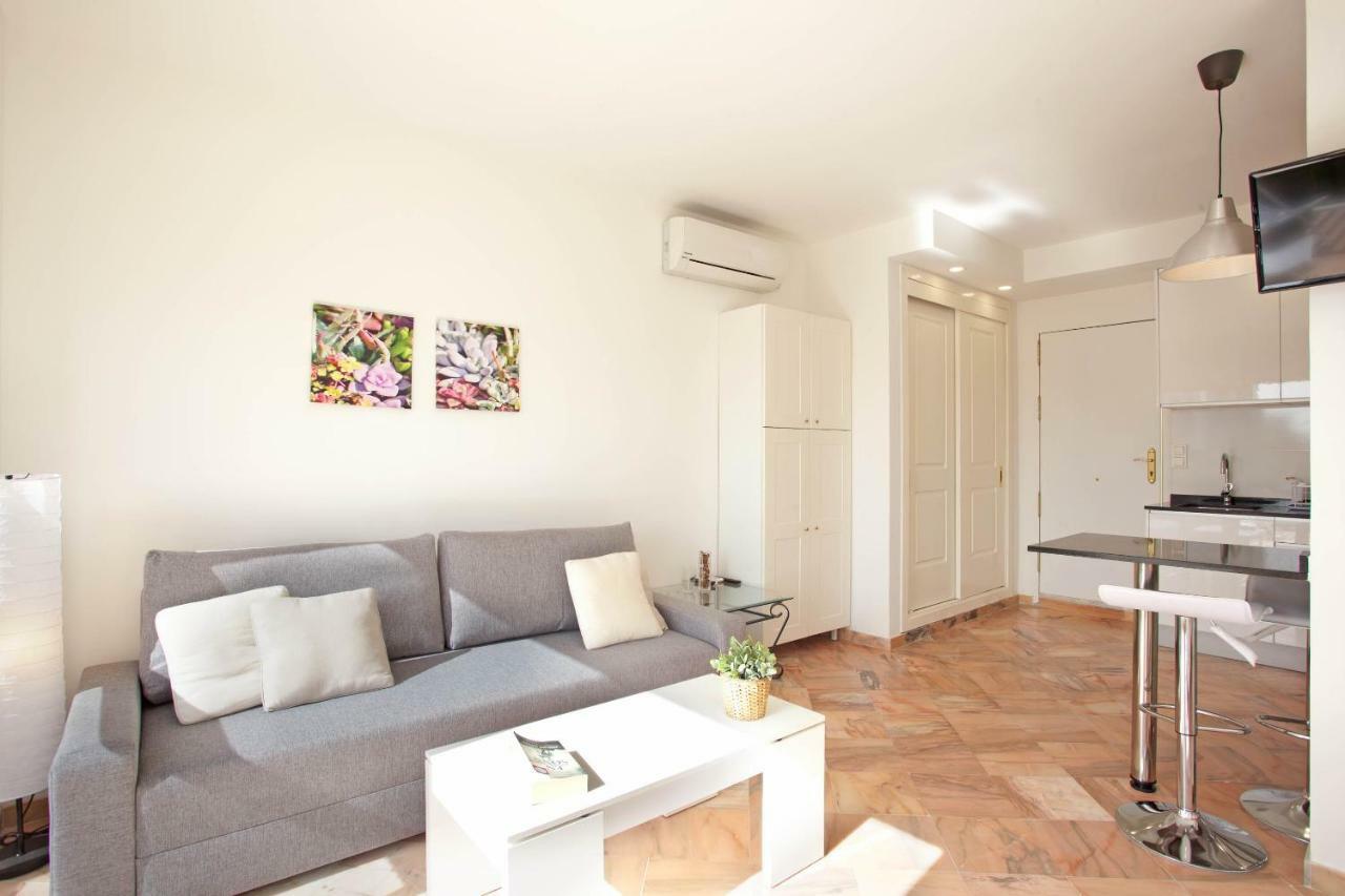 Varios Apartamentos Romana Playa Elviria Марбелья Екстер'єр фото
